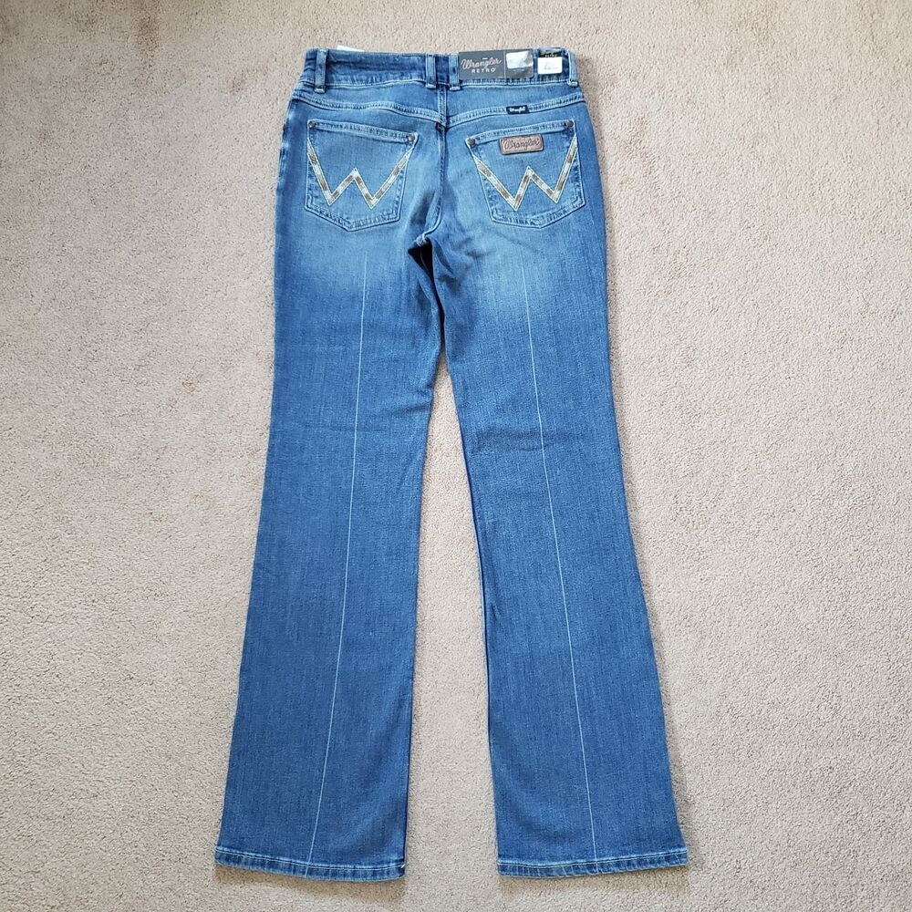 Nwt Wrangler Retro Bootcut Jeans Embroidered Detail Sz 29X32 Med Wash Cowgirl